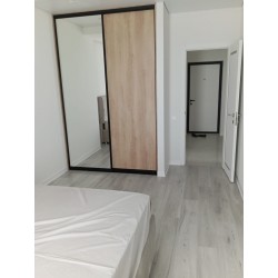 Двери-купе для встроенного шкафа 